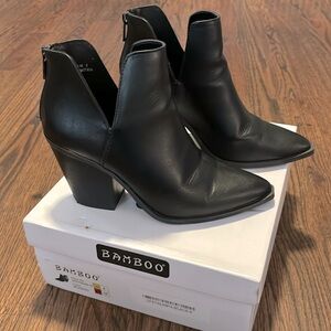Boutique Bamboo bootie, black size 8